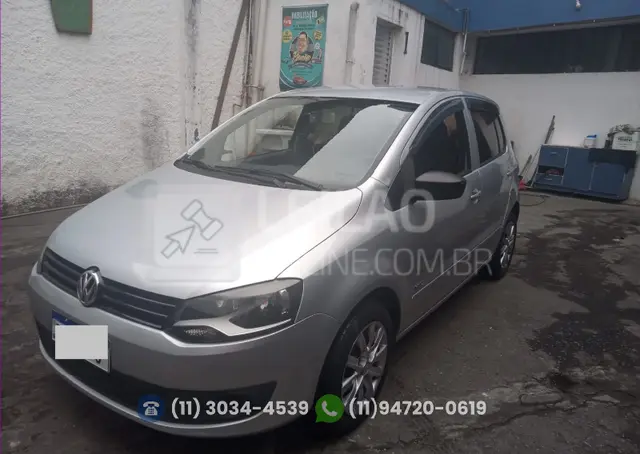 VW/FOX 1.0 GII; 2010/2011; PRATA; ALCO./GASOL. - FUNCIONANDO - IPVA 2026 OK - APROX. 73.000KM