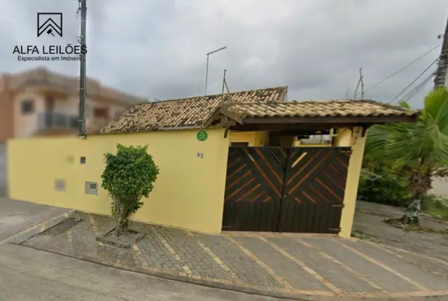 Casa à Venda