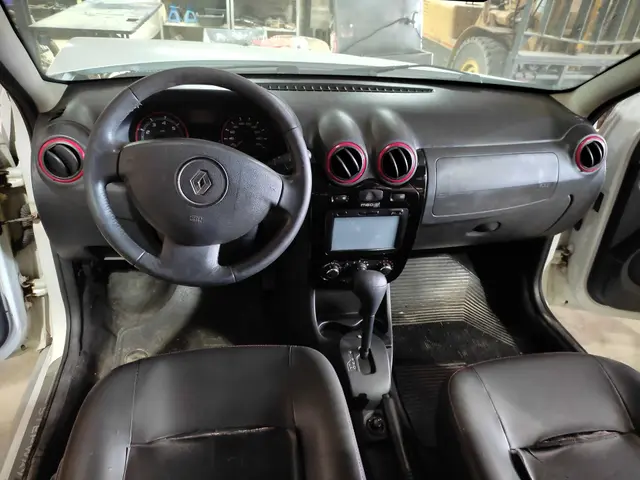 RENAULT SANDERO SW1616VA / ANO FAB/MOD: 2013/2014