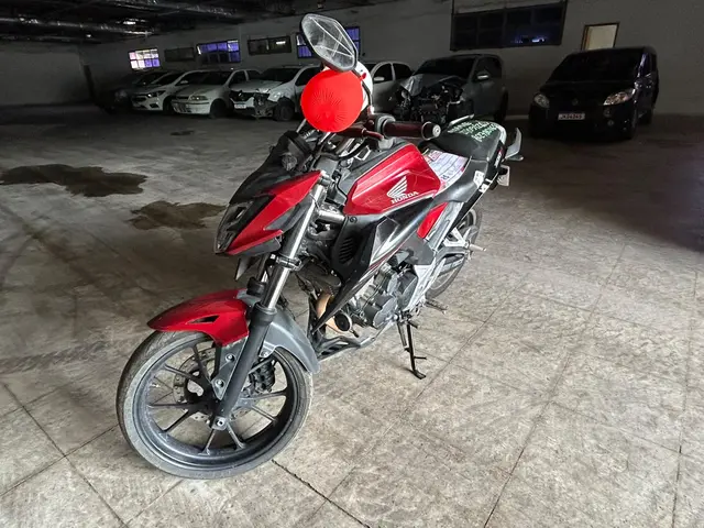 HONDA/CB300F TWISTER.CBS-2024/2025-ALCO/GASOL-TTG2H15/RJ-APL-CAMPO GRANDE-VEÍCULO CONSERVADO