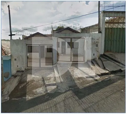 Casa - 99,52 m² (a.c.) e 150,00 m² (a.t.)