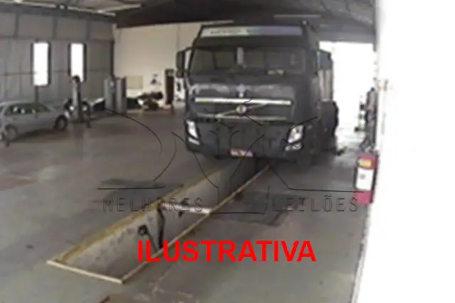VOLVO- FH 480 6x4T - Ano 2010 - Placa HGL-0445 - COR Preta