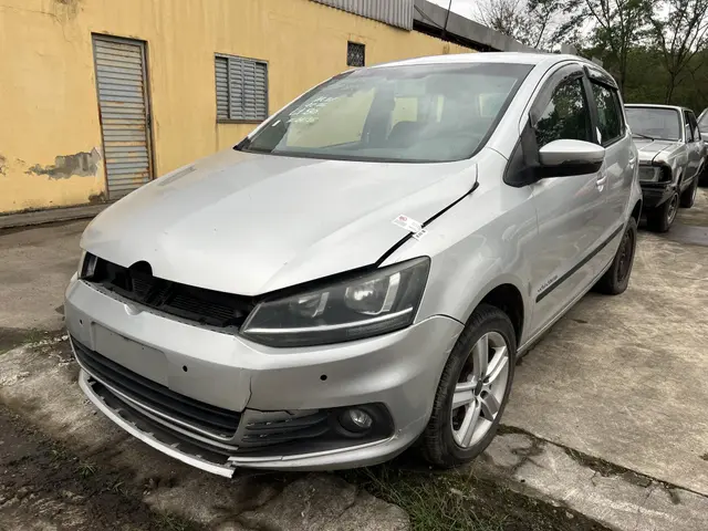 VW/NOVO FOX CL MB-2014/2015/ALCO/GASOL - LRQ7211/RJ / APL - CAMPO GRANDE - VEÍCULO CONSERVADO