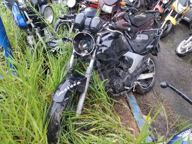 YAMAHA/FAZER YS250, 05/06