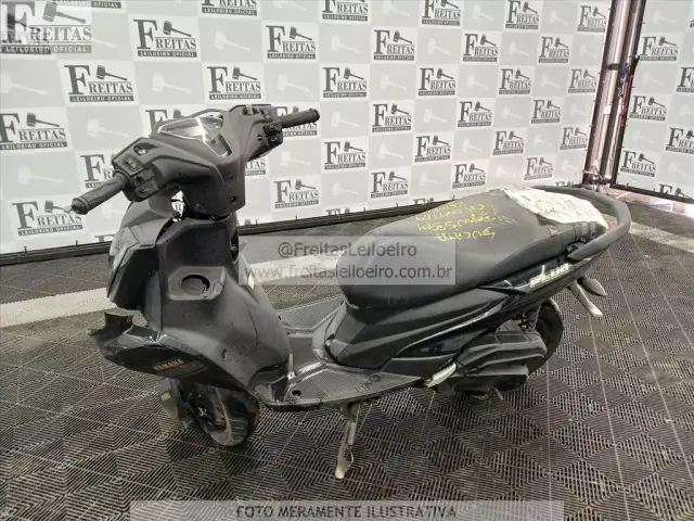 YAMAHA/FLUO 125