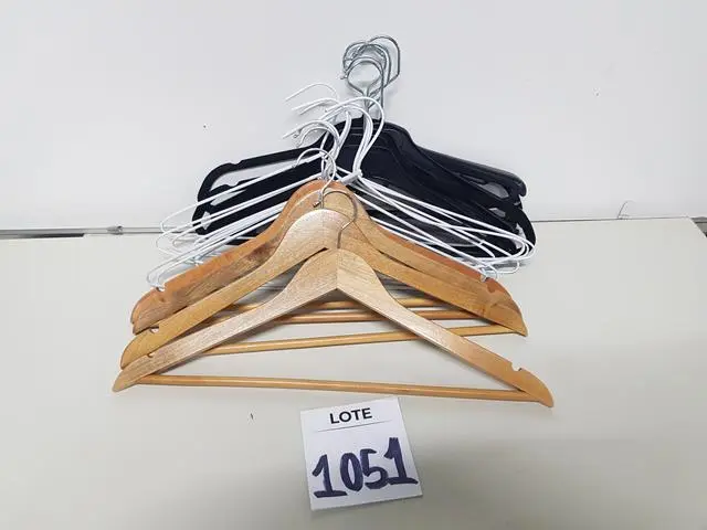 LEILÃO DOS BENS DE APARTAMENTO DECORADO DEPÓSITO TEGRA REF 165