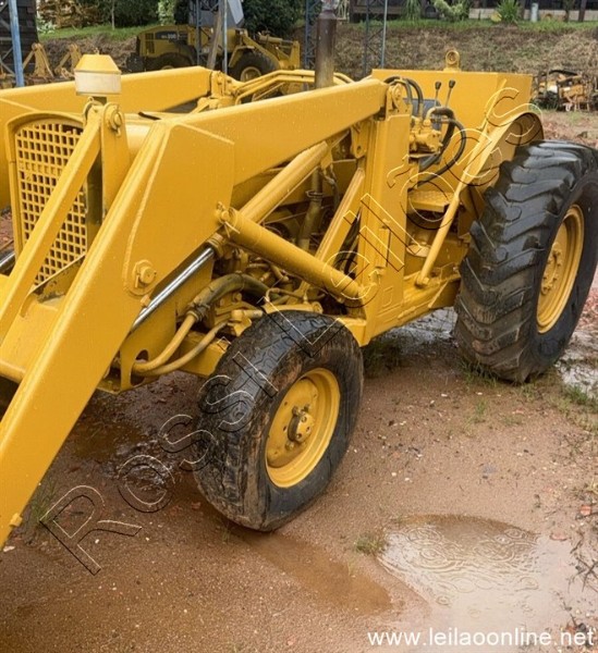 TRATOR MASSEY FERGUSSON MOD. 65R (PULA PULA) ANO 1977 - FUNCIONANDO