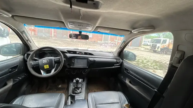 I/TOYOTA HILUX CDLOWM4FD-2021/2021-DIESEL-RJP3B11/PR-APL-CAMPO GRANDE-VEÍCULO CONSERVADO
