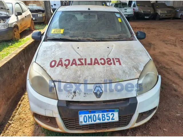 RENAULT/SANDERO - 2013/2013 (NO ESTADO)