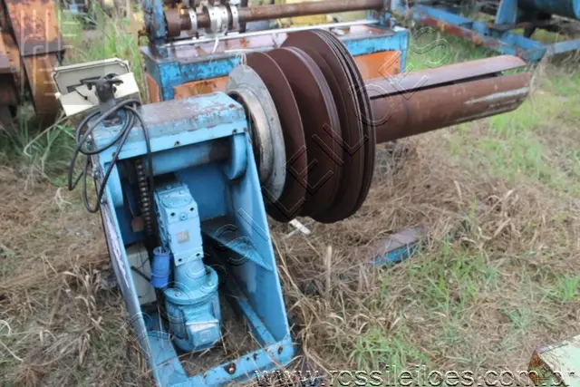 EQUIPAMENTOS - Aprox. 1.380Kg
