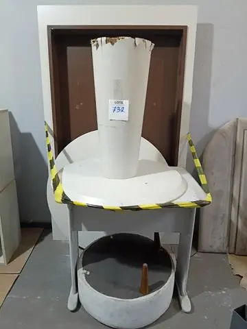 LEILÃO DOS BENS DE APARTAMENTO DECORADO DEPÓSITO TEGRA REF 165