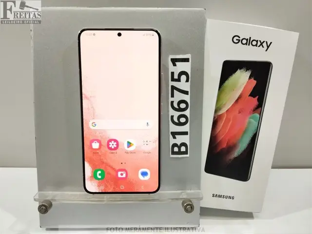 LOTE COM 01 SMARTPHONE SAMSUNG GALAXY S22 SM-S901E 256GB 8GB RAM COM BATERIA RQCT301Q4XF